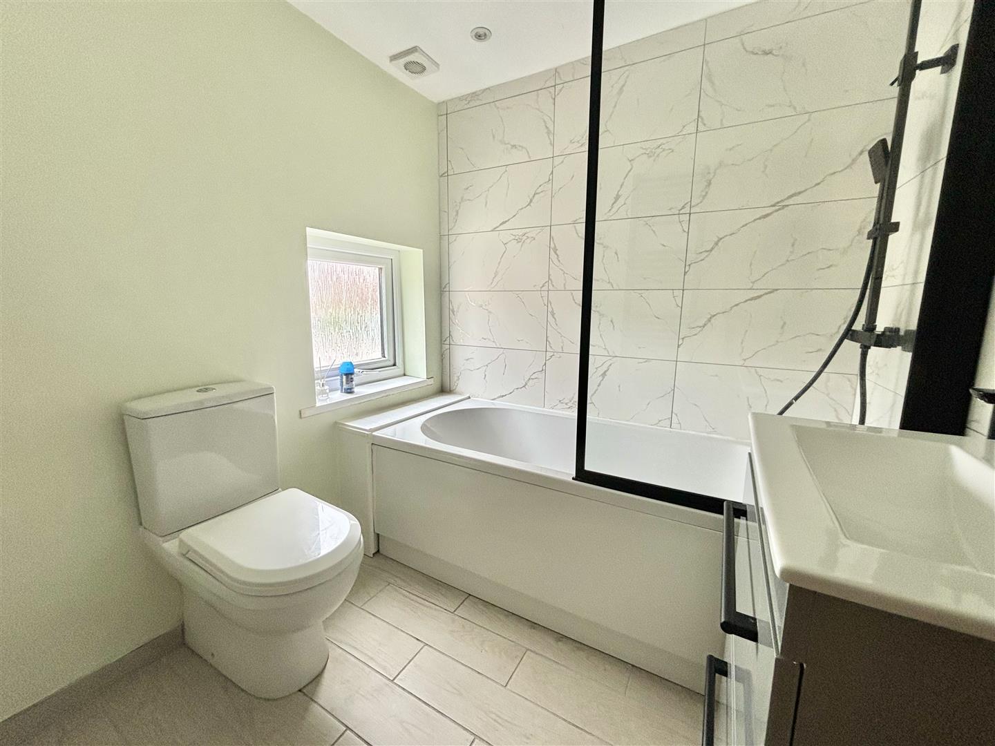 Bellevue, Penclawdd, Swansea